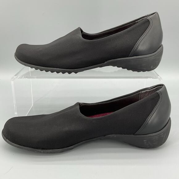 Munro Women’s Traveler Slip-on Walking Sneaker Black Size 9M - Picture 2 of 10